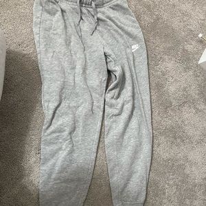 Nike joggers